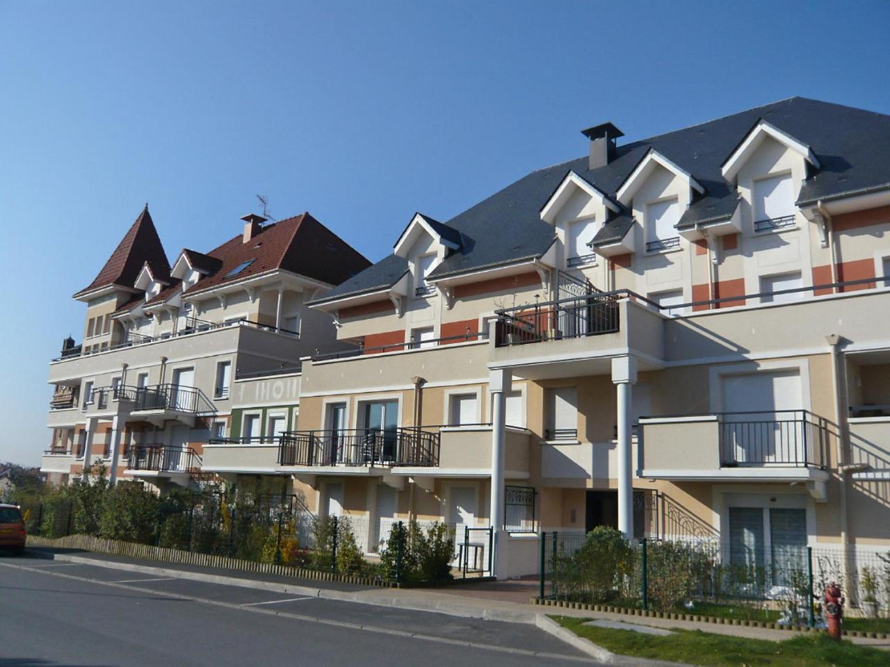 Apartment Les Marines 1 et 2-7 Cabourg Extérieur photo